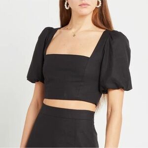 Black Square Neck Croped Shirt NWOT